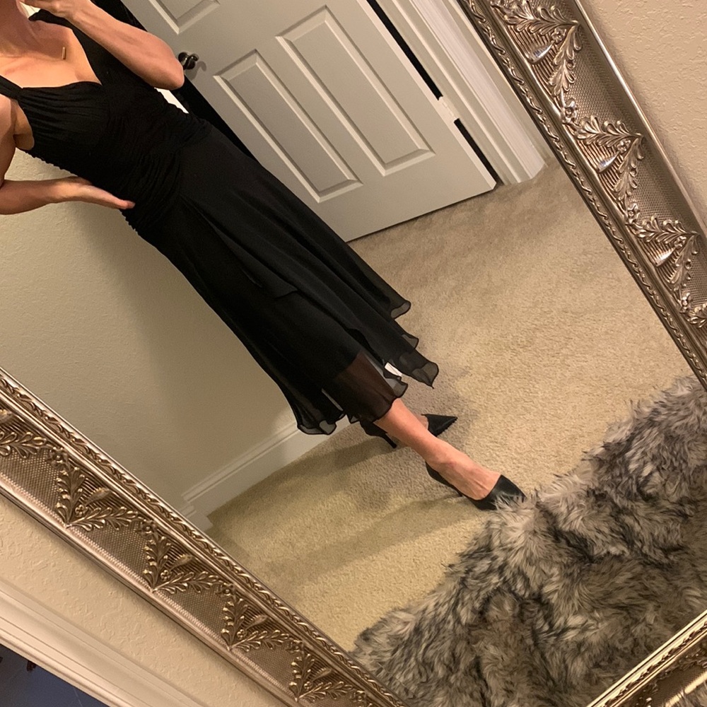NWOT Black dress size 6 with side zipper
